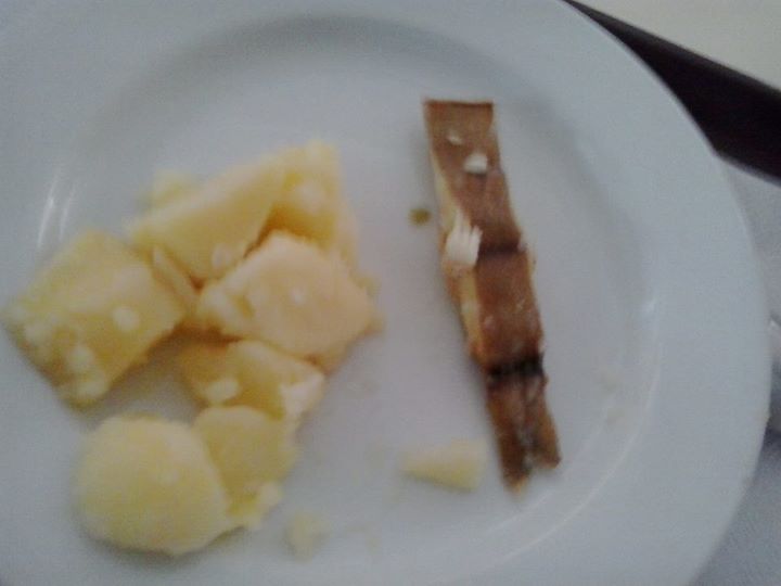 Comida numa escola do 2º e 3º ciclo da Moita é uma autêntica vergonha 10640993 847366835295880 4404233168244817704 n Comida numa escola do 2º e 3º ciclo da Moita é uma autêntica vergonha