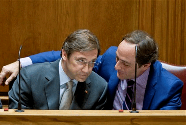 Gabinete de Paulo Portas tem 8 motorista e o de Passos Coelho tem 11 paulo portas passos coelho Gabinete de Paulo Portas tem 8 motorista e o de Passos Coelho tem 11